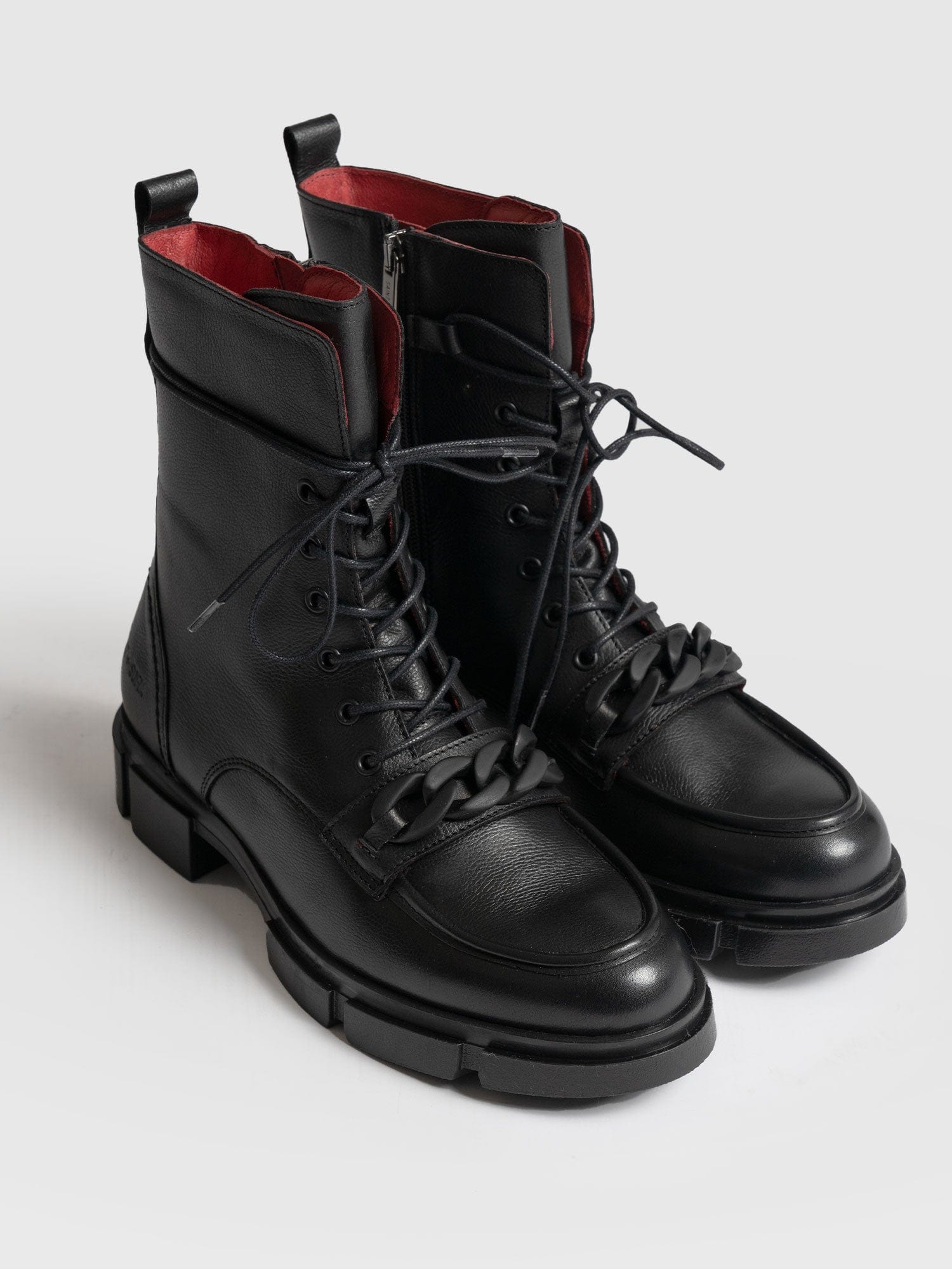 Jagger Chain Boot Black - Women's Leather Boots | Saint + Sofia® EU